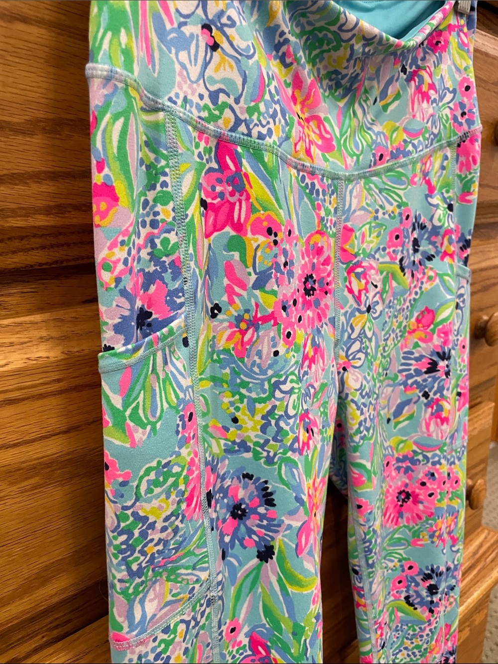Lilly Pulitzer Luxletic M Blues-Pink Multi Floral Leggings. - Picture 3 of 5